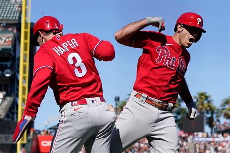 Phillies seek to continue win streak, take on the Pirates